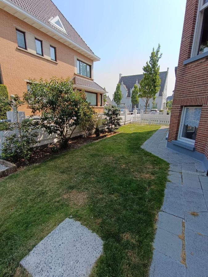 Le White Garden Appartement De Panne